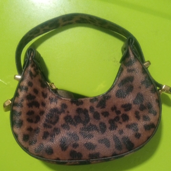 Mini 7" Leopard Print Women's Bag - Picture 2 of 3